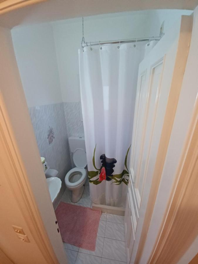 Demy'S Studio Apartment Acharavi  Luaran gambar